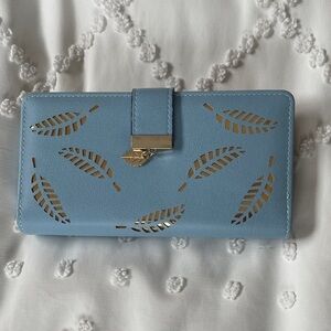 Blue Leaf Cutout Women's Wallet